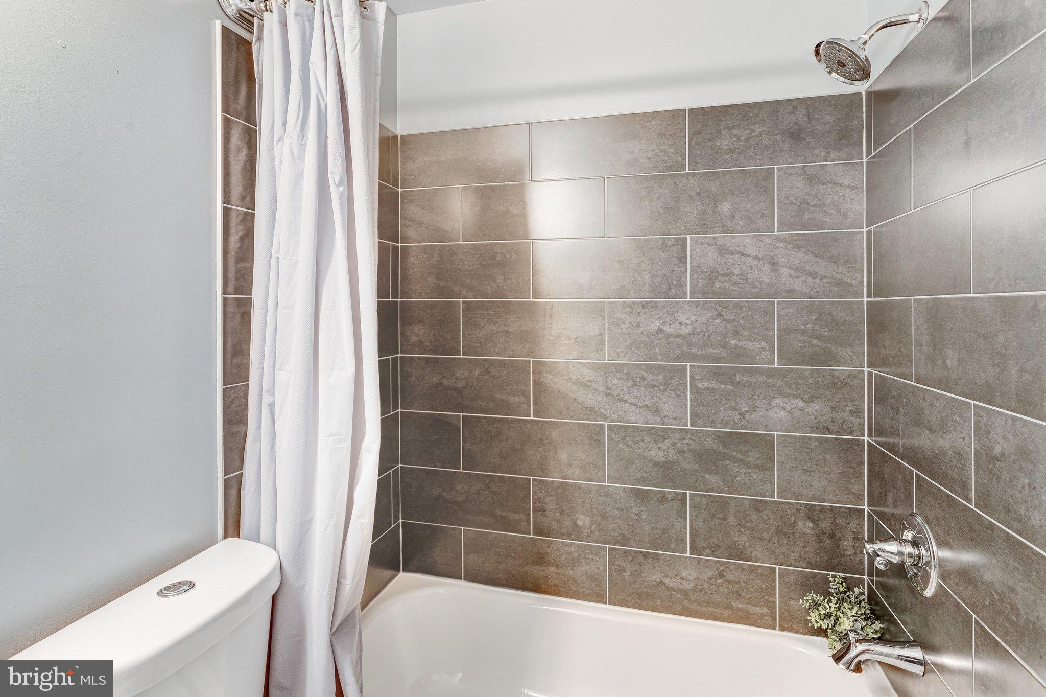 12715 GORDON BOULEVARD 109