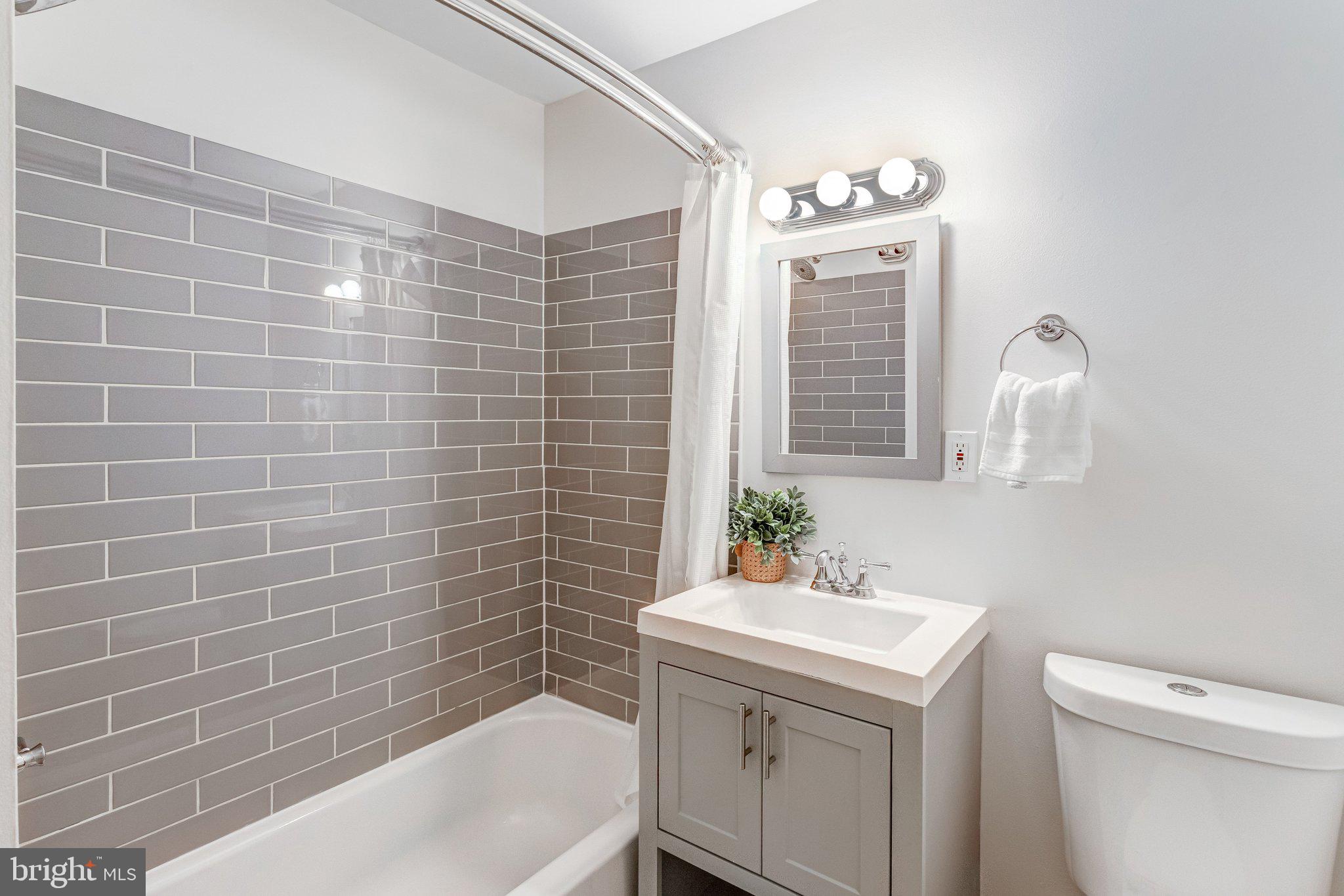 12715 GORDON BOULEVARD 109