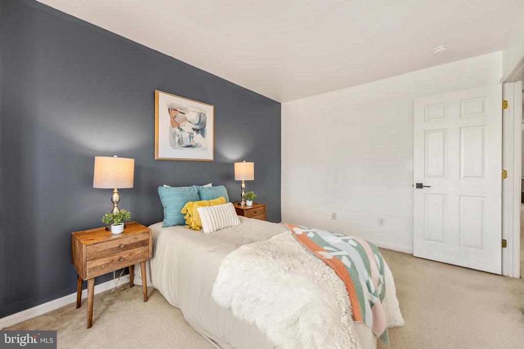 9045 BREWER CREEK PLACE