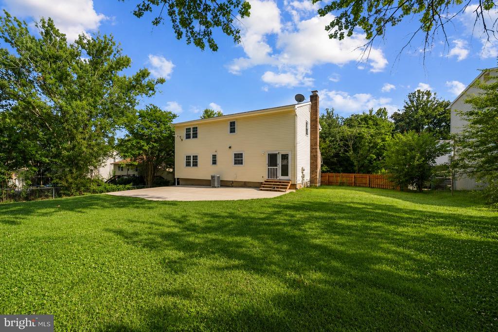 13204 NICKLESON DRIVE