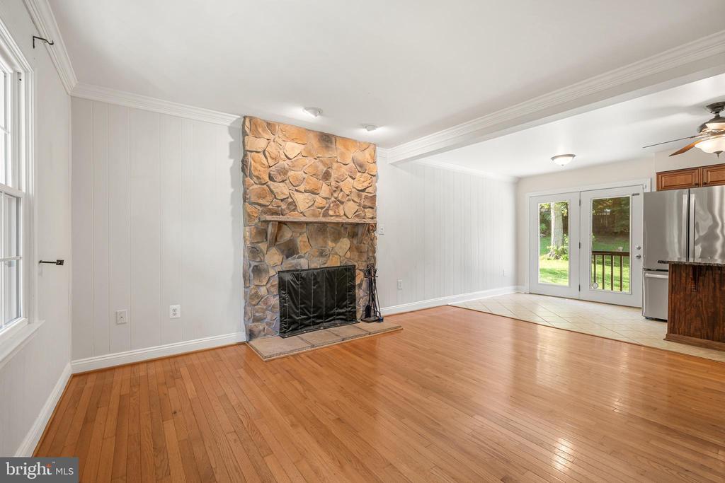 13204 NICKLESON DRIVE