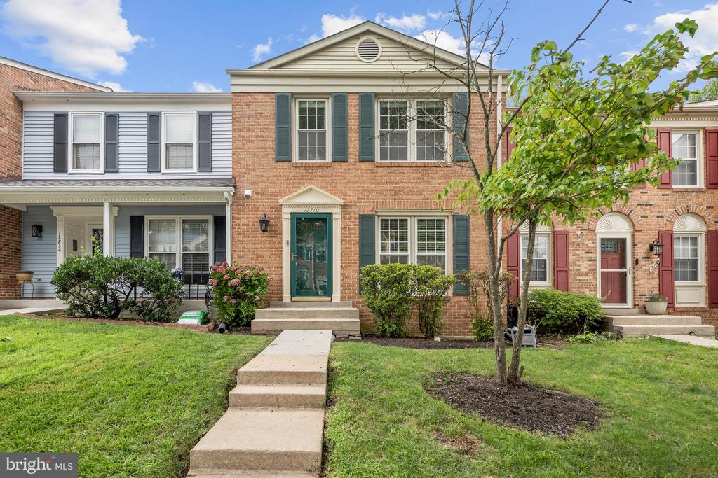 12710 LOCKLEVEN LANE