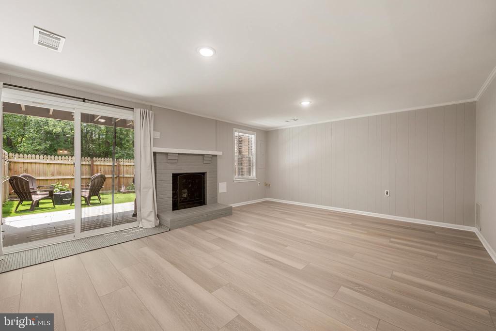 12710 LOCKLEVEN LANE