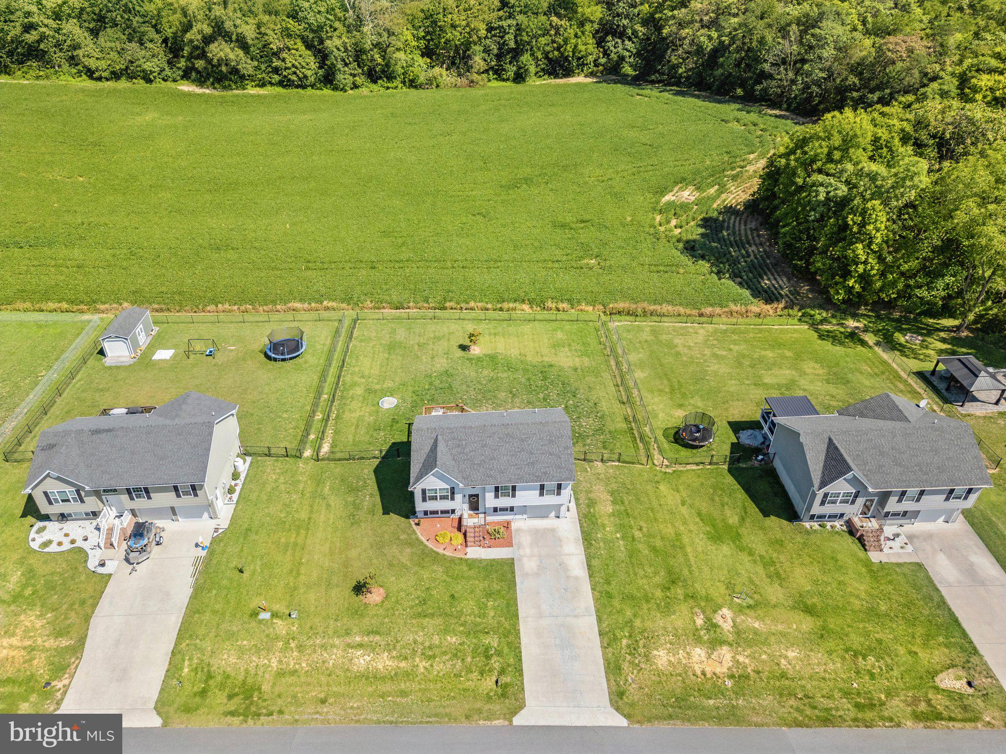 100 Kaleigh Dr