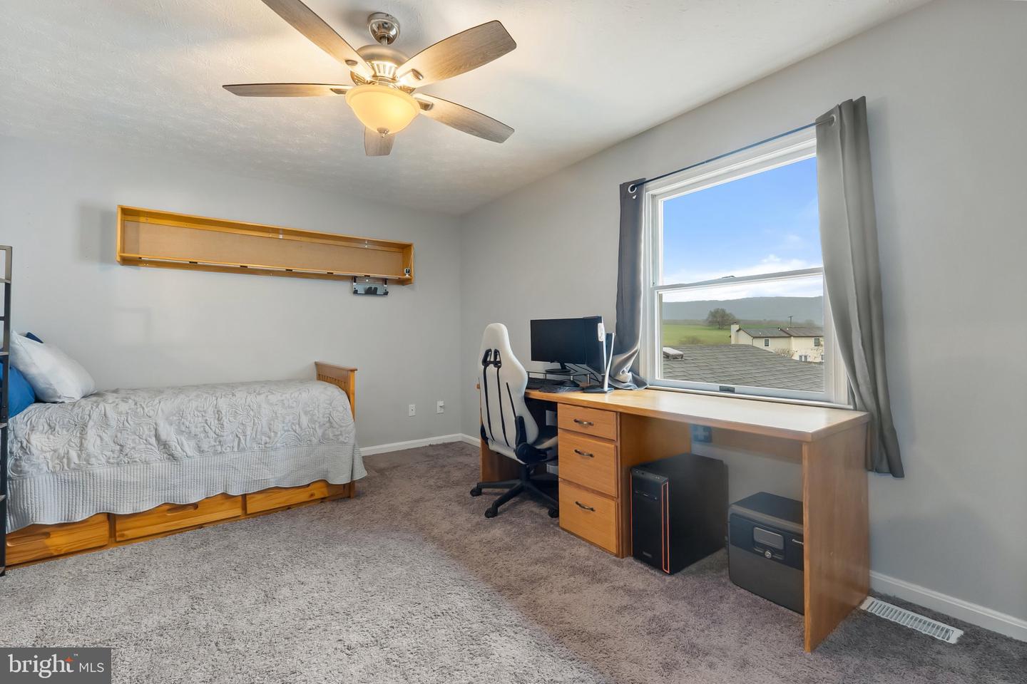 211 Waterbrook Ct