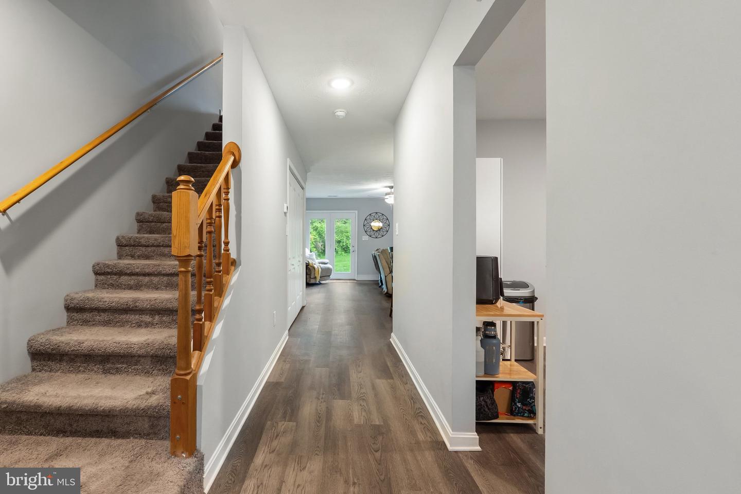 211 Waterbrook Ct
