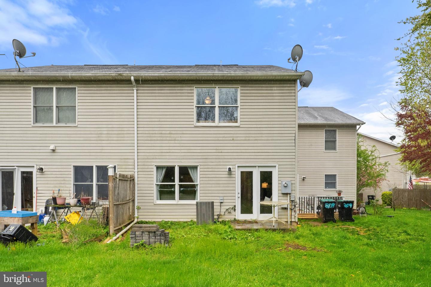 211 Waterbrook Ct