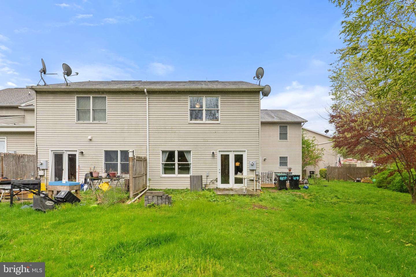 211 Waterbrook Ct