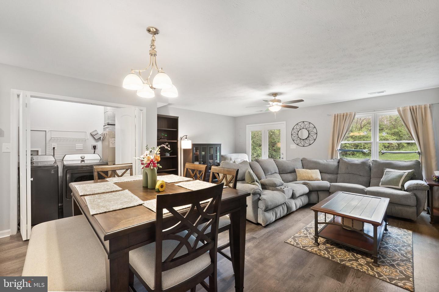 211 Waterbrook Ct