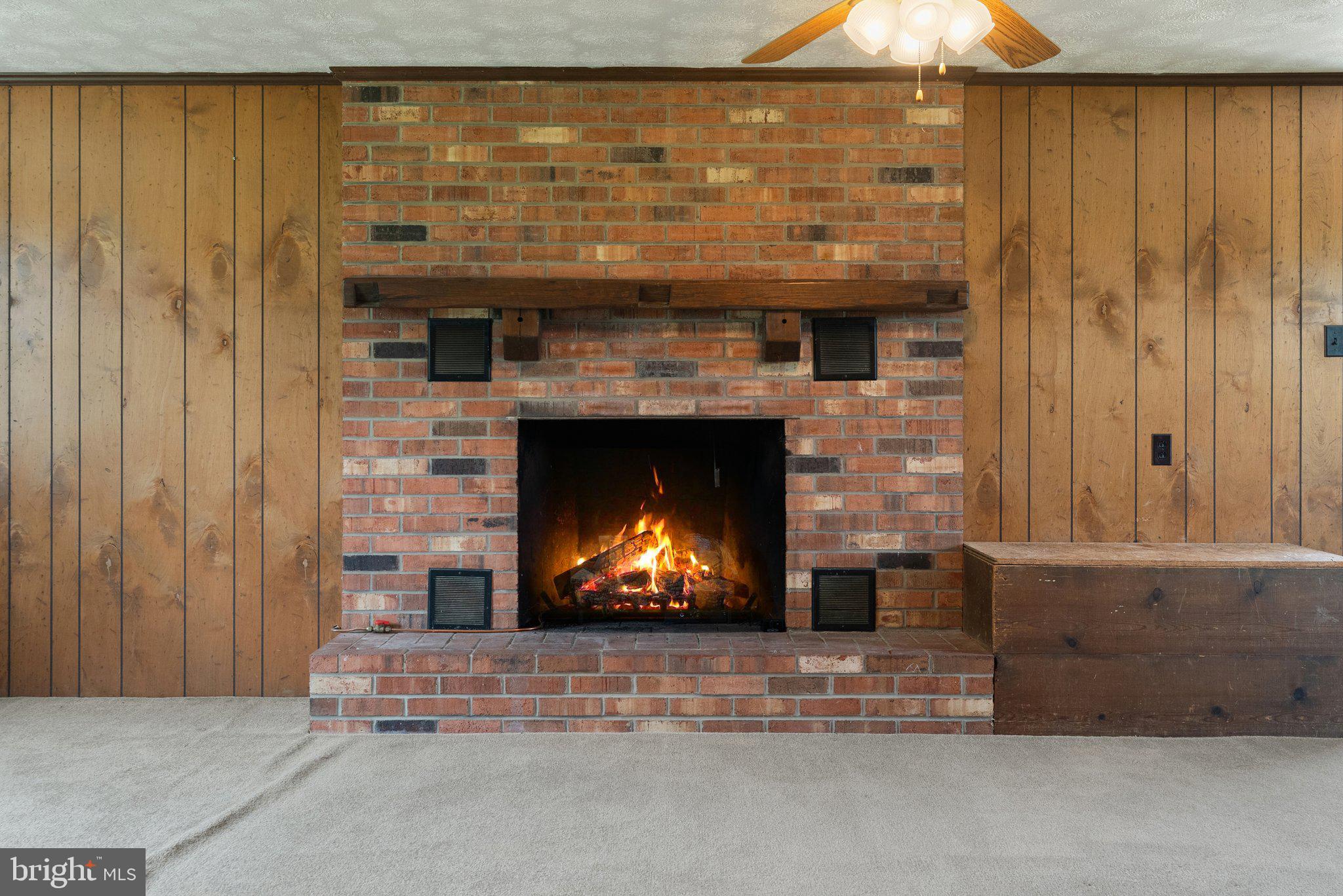 321 Garlic Hollow Rd