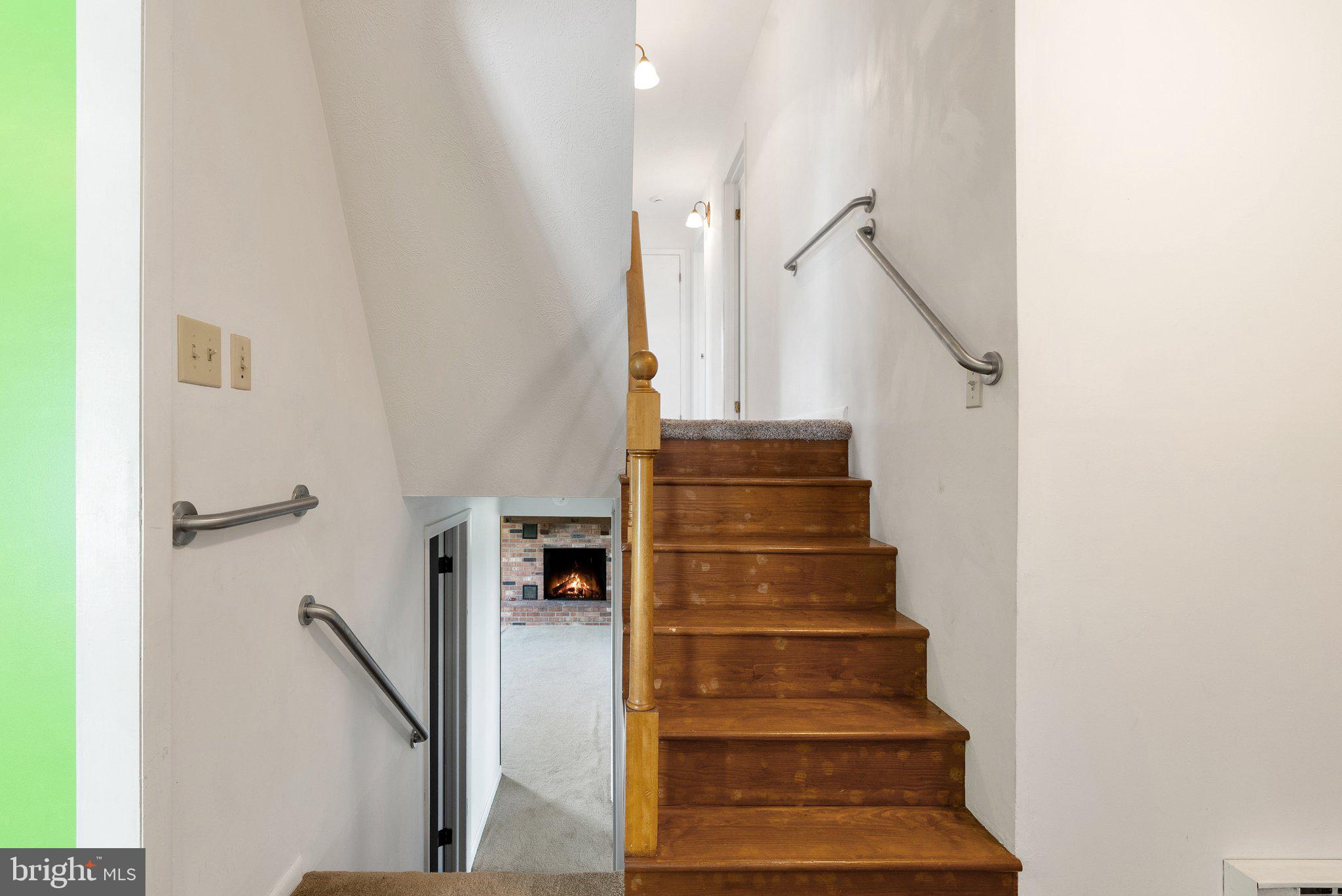 321 Garlic Hollow Rd