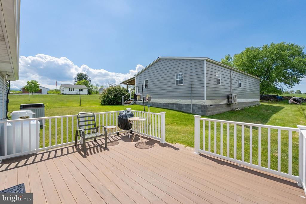 321 Garlic Hollow Rd