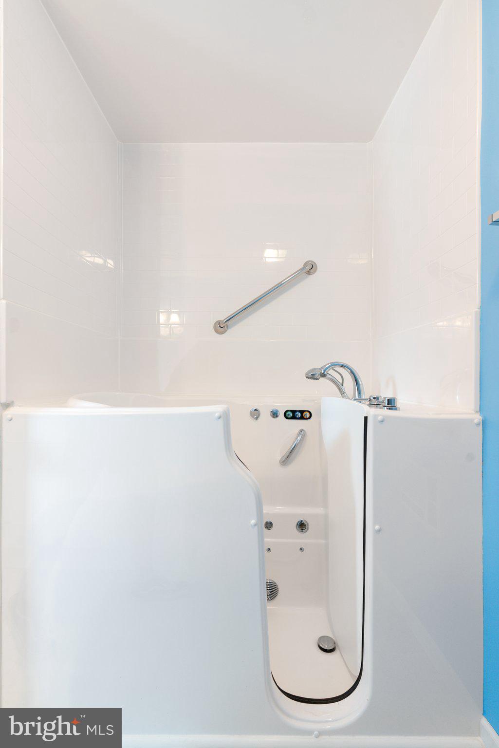 321 Garlic Hollow Rd