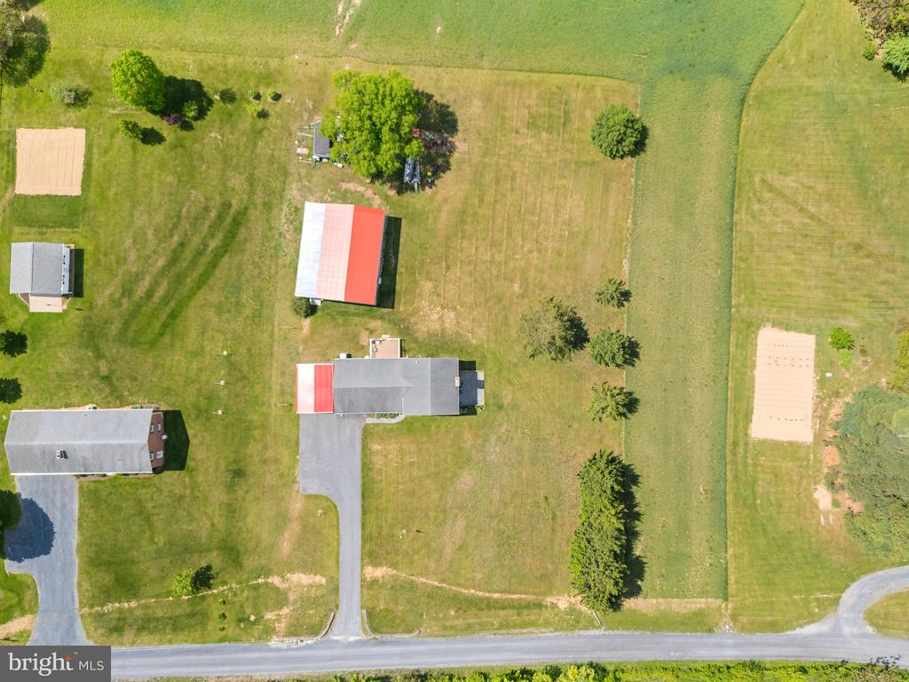 321 Garlic Hollow Rd