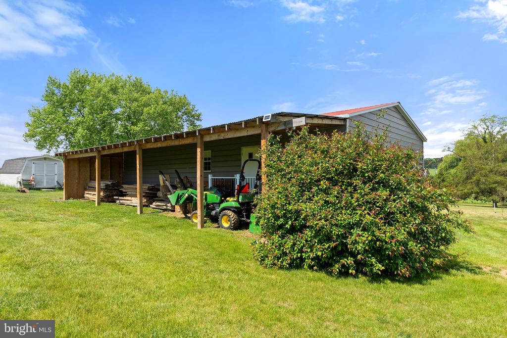321 Garlic Hollow Rd
