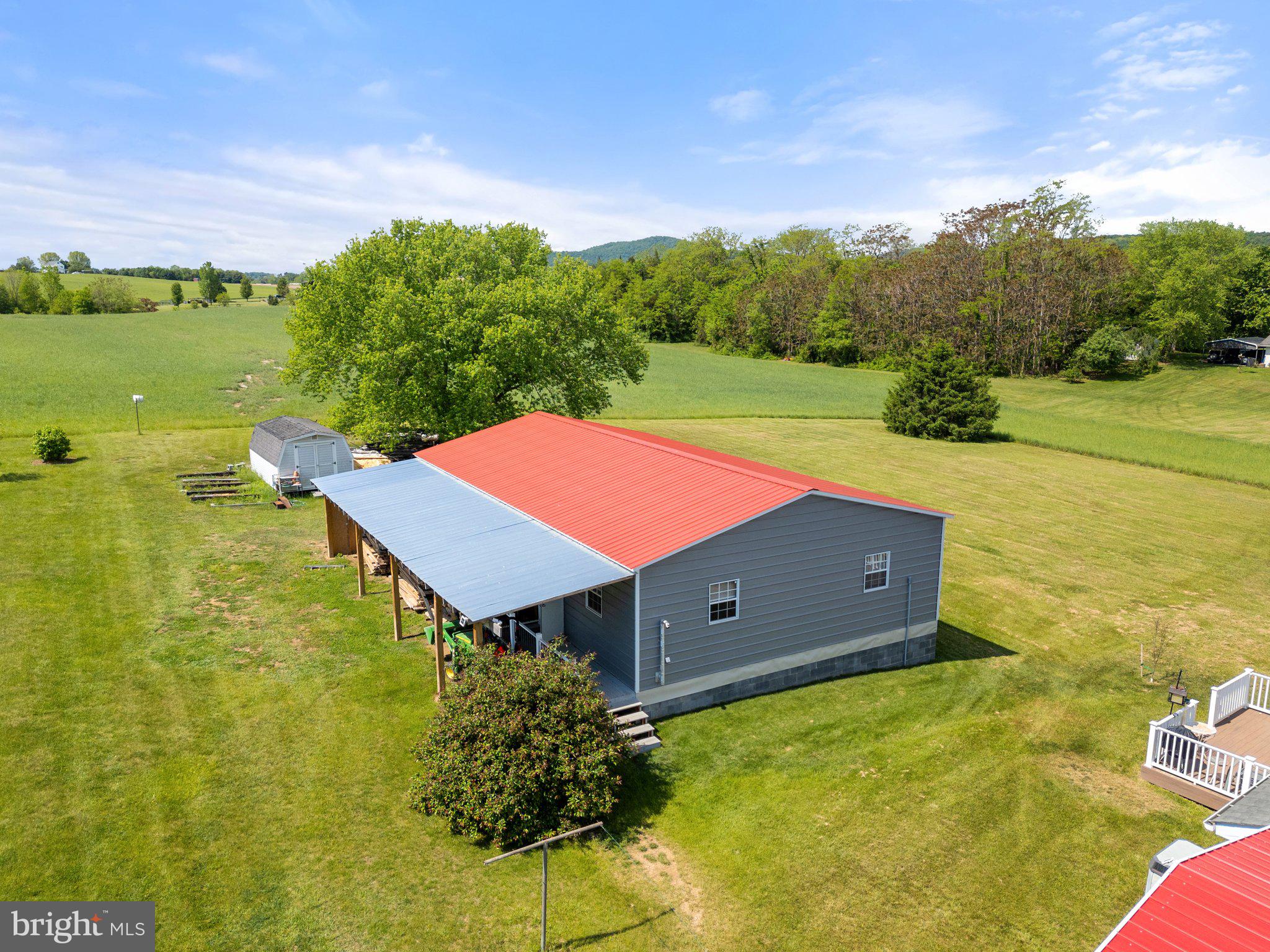 321 Garlic Hollow Rd