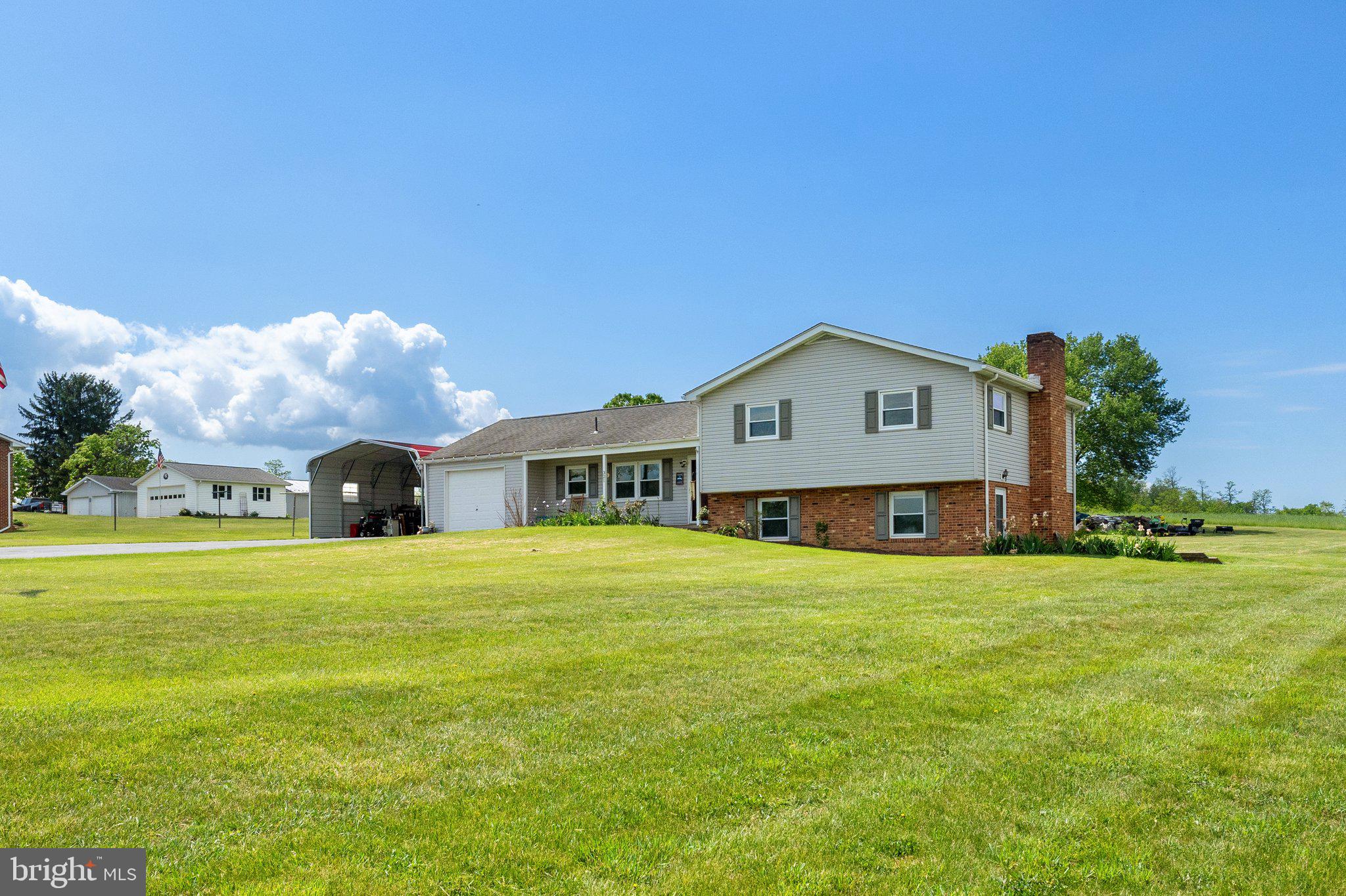 321 Garlic Hollow Rd