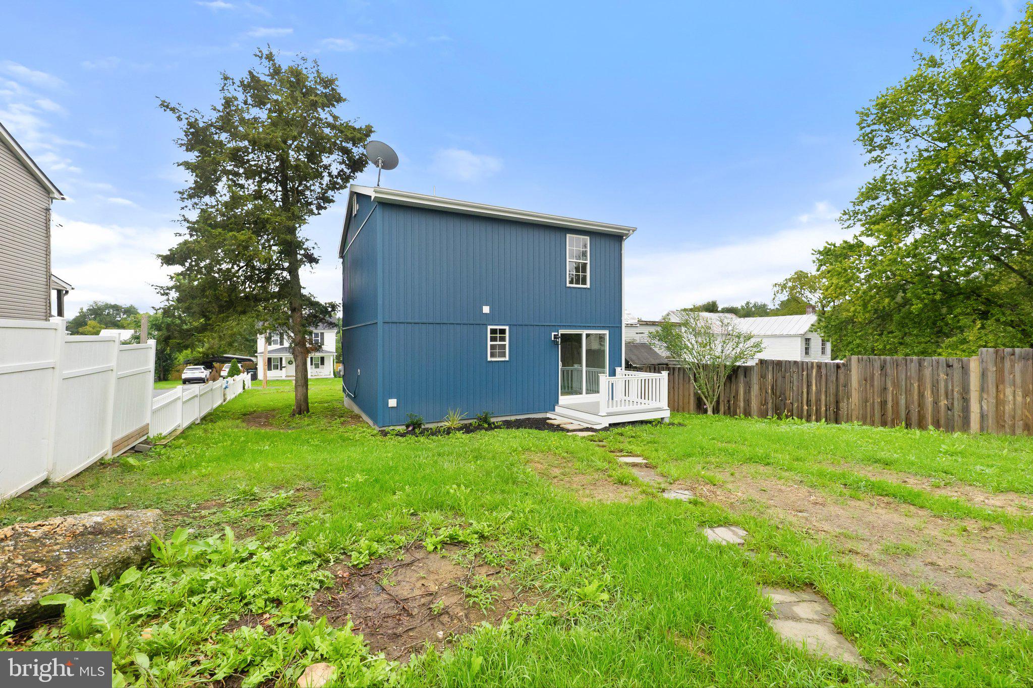 558 BRANCH STREET