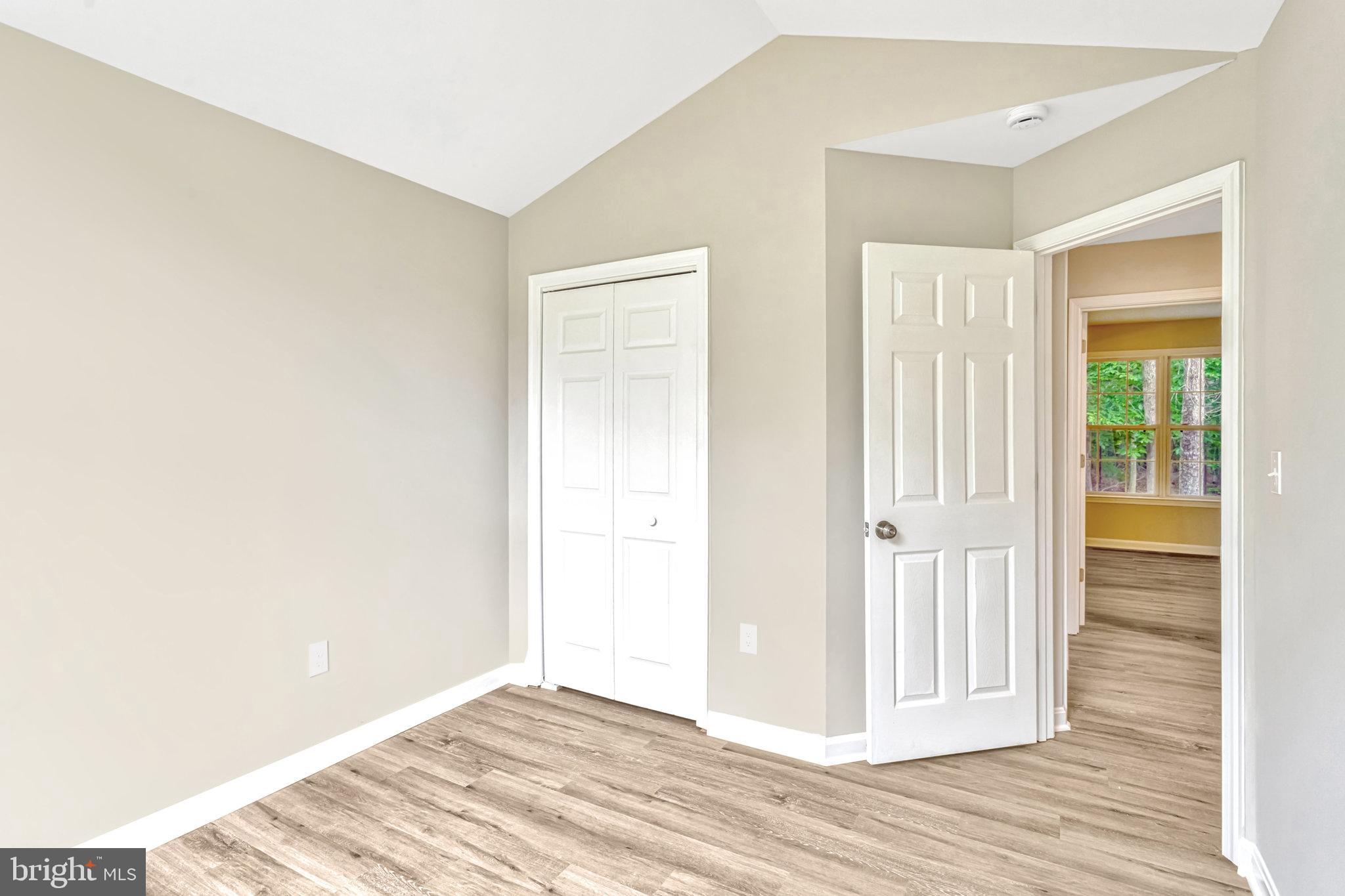 6104 Loriella Park Dr