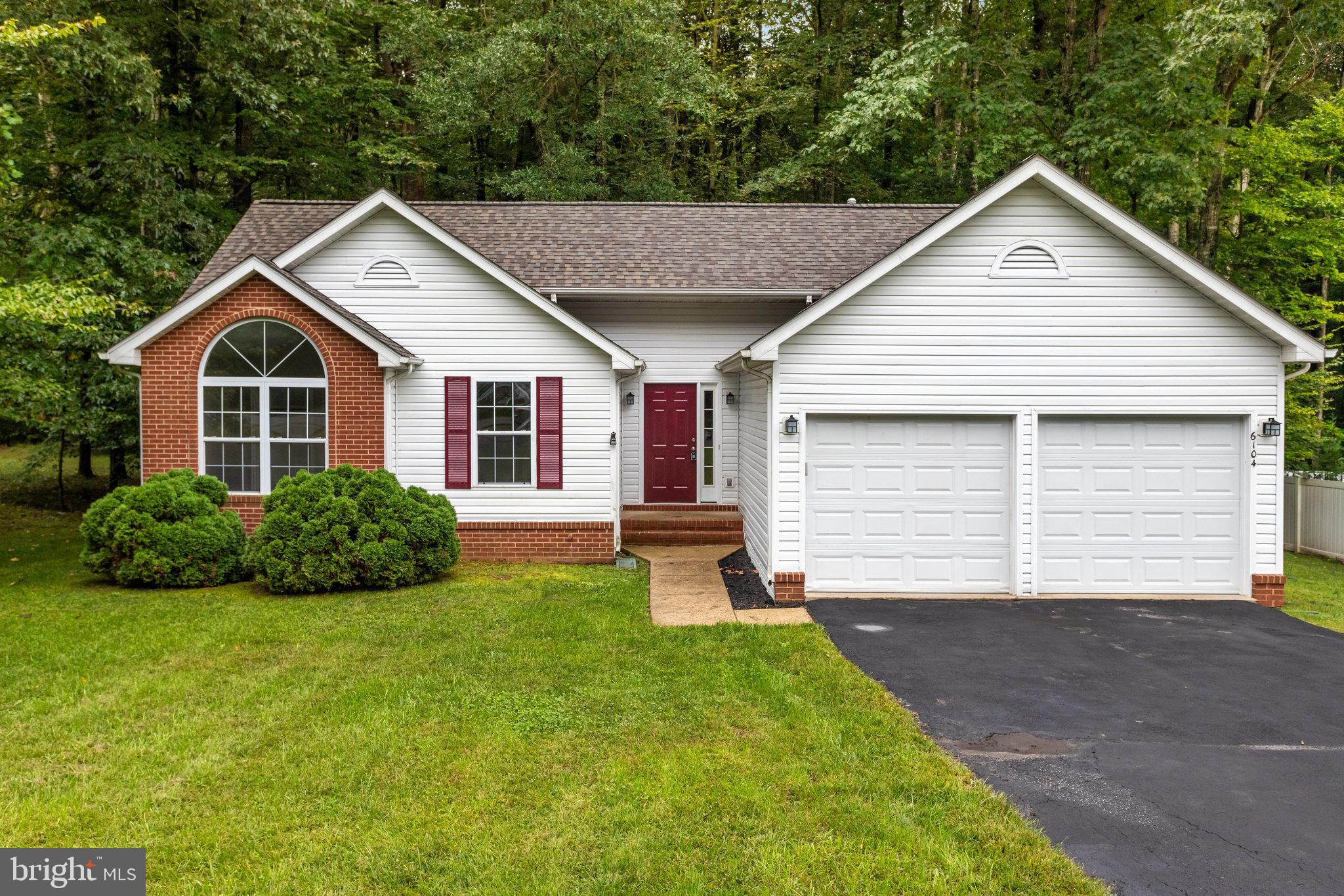 6104 Loriella Park Dr