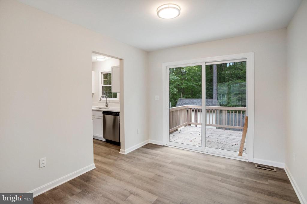 11802 Ashwood Ct