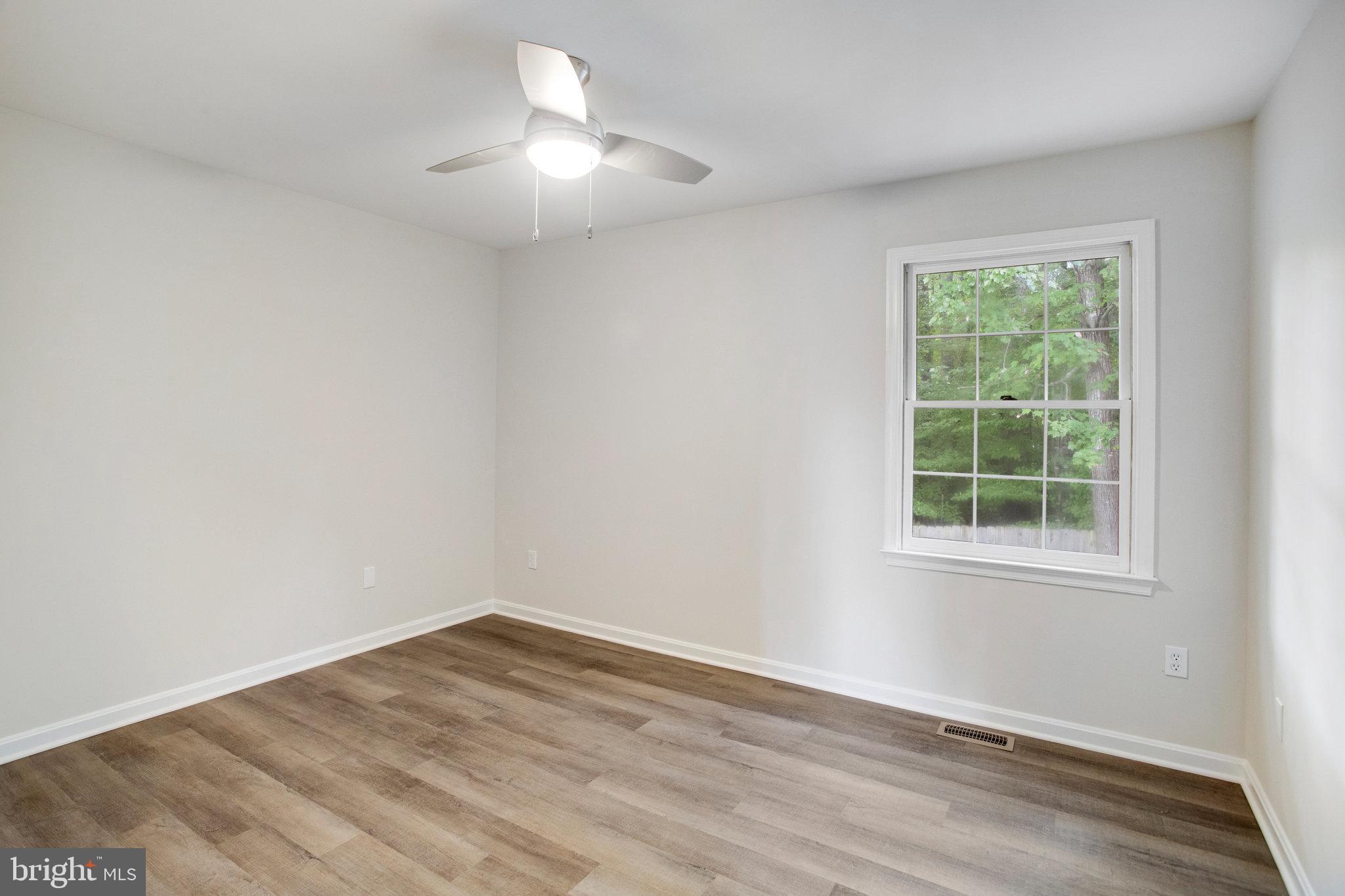 11802 Ashwood Ct