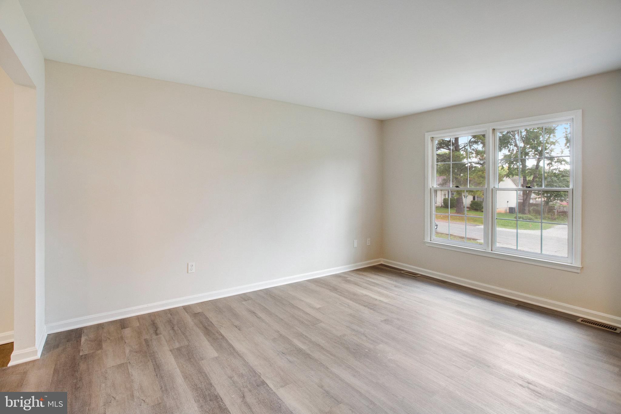11802 Ashwood Ct