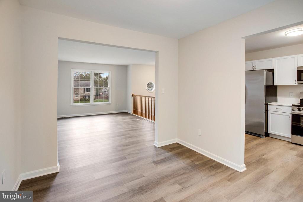 11802 Ashwood Ct