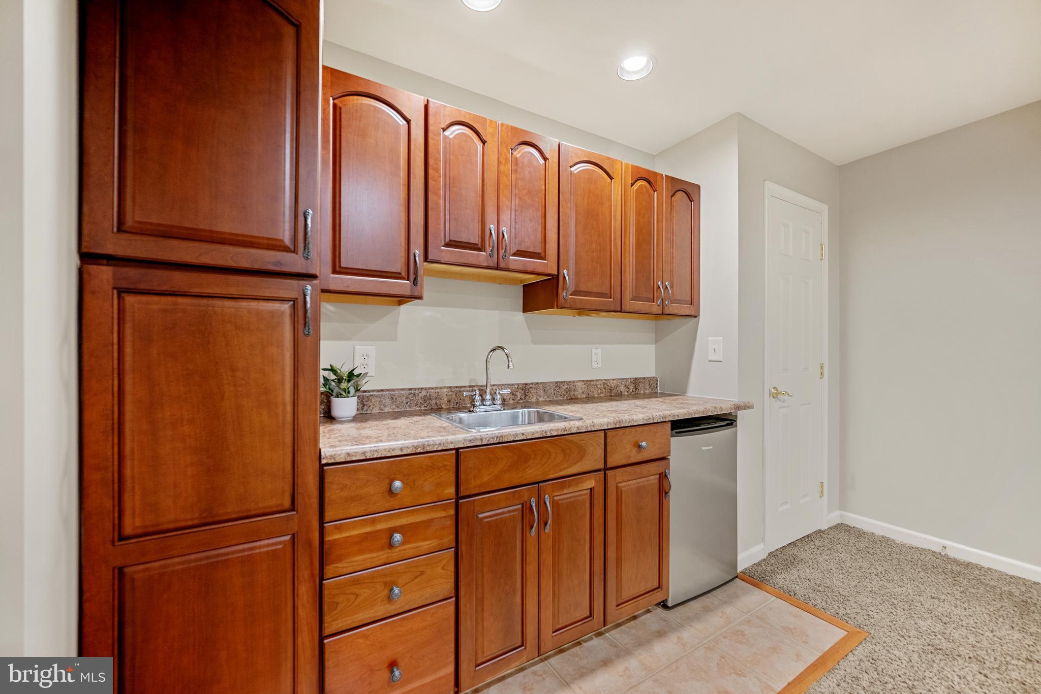 4120 DARTMOOR COURT