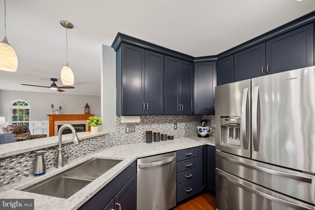 4120 DARTMOOR COURT