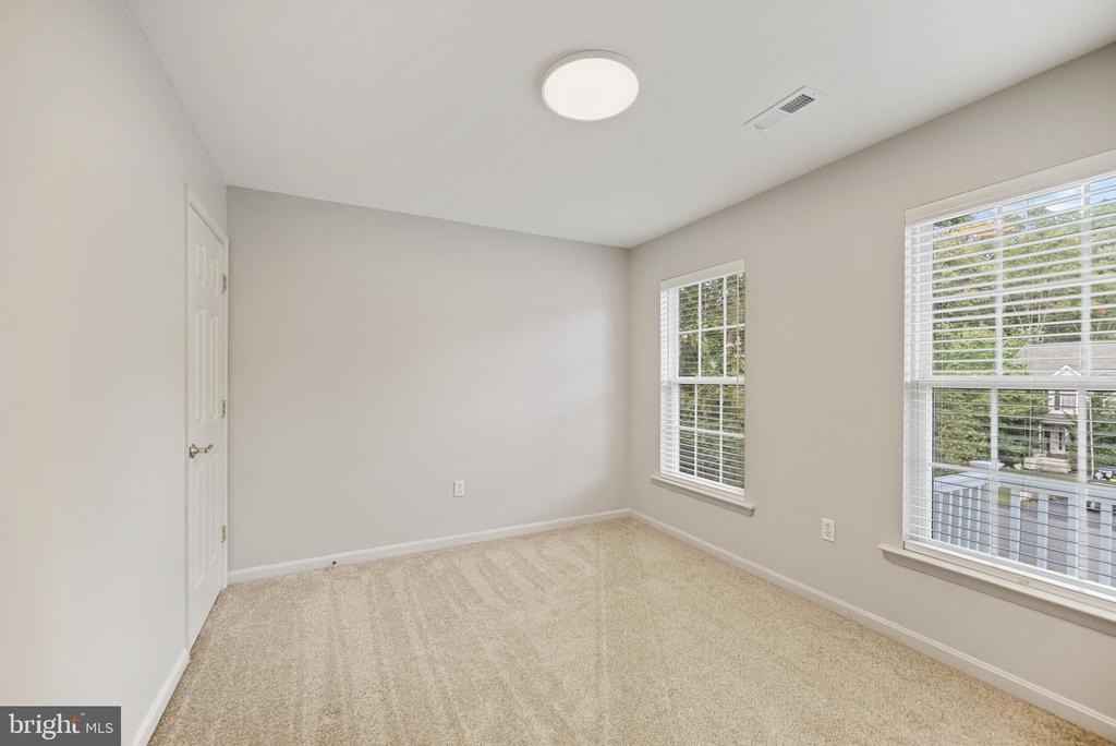4120 DARTMOOR COURT