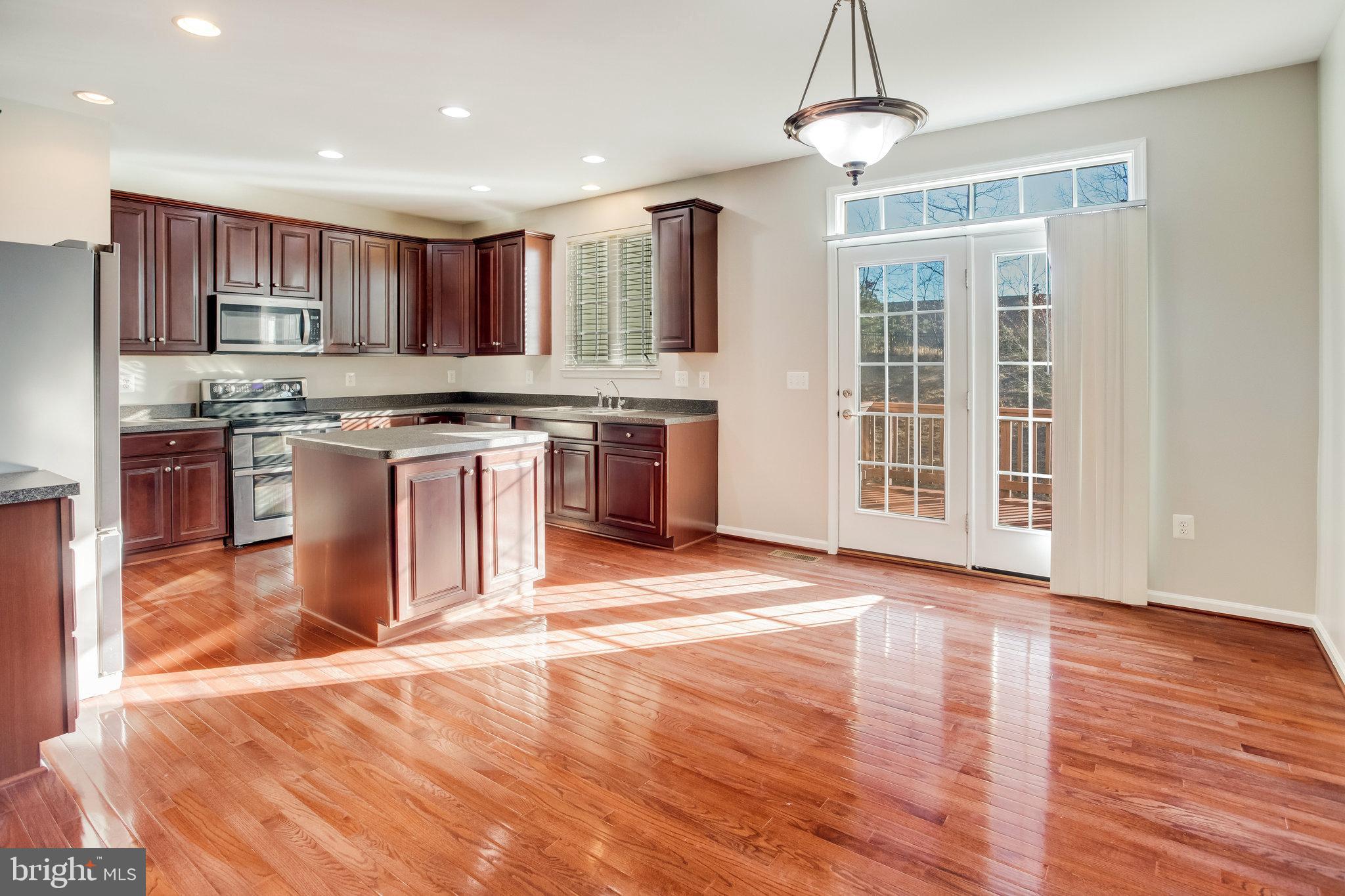62 Hunting Creek LANE