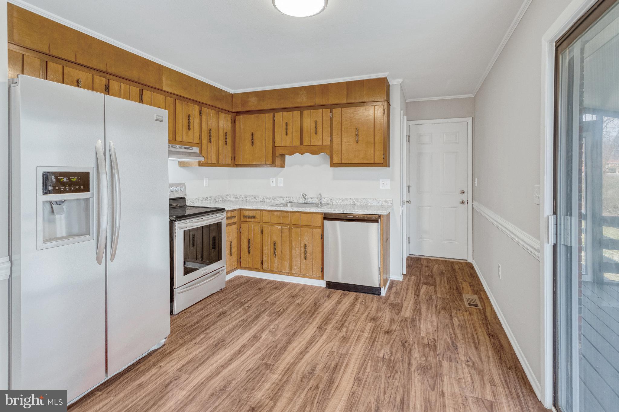 573 Melchers Dr