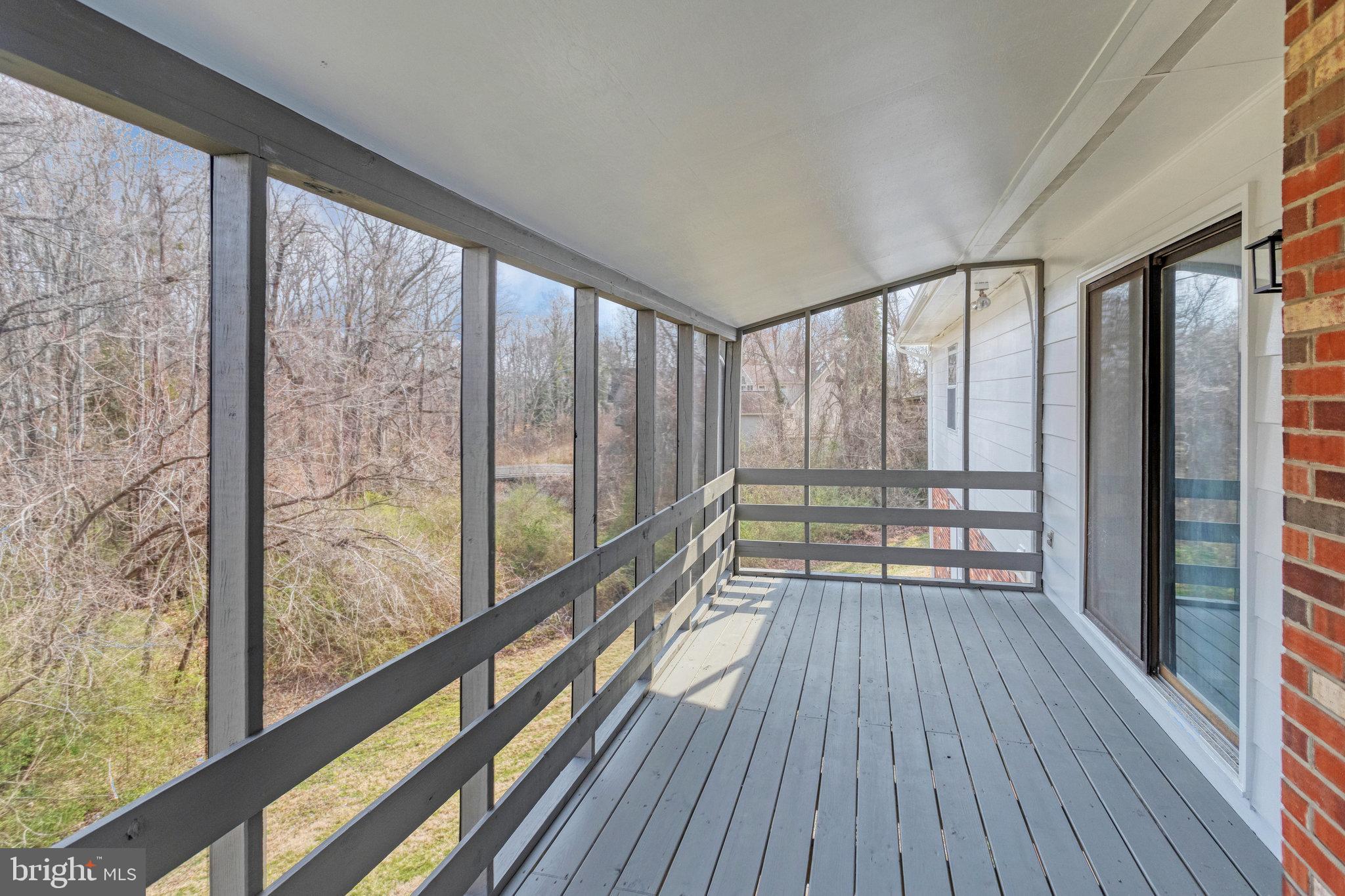 573 Melchers Dr