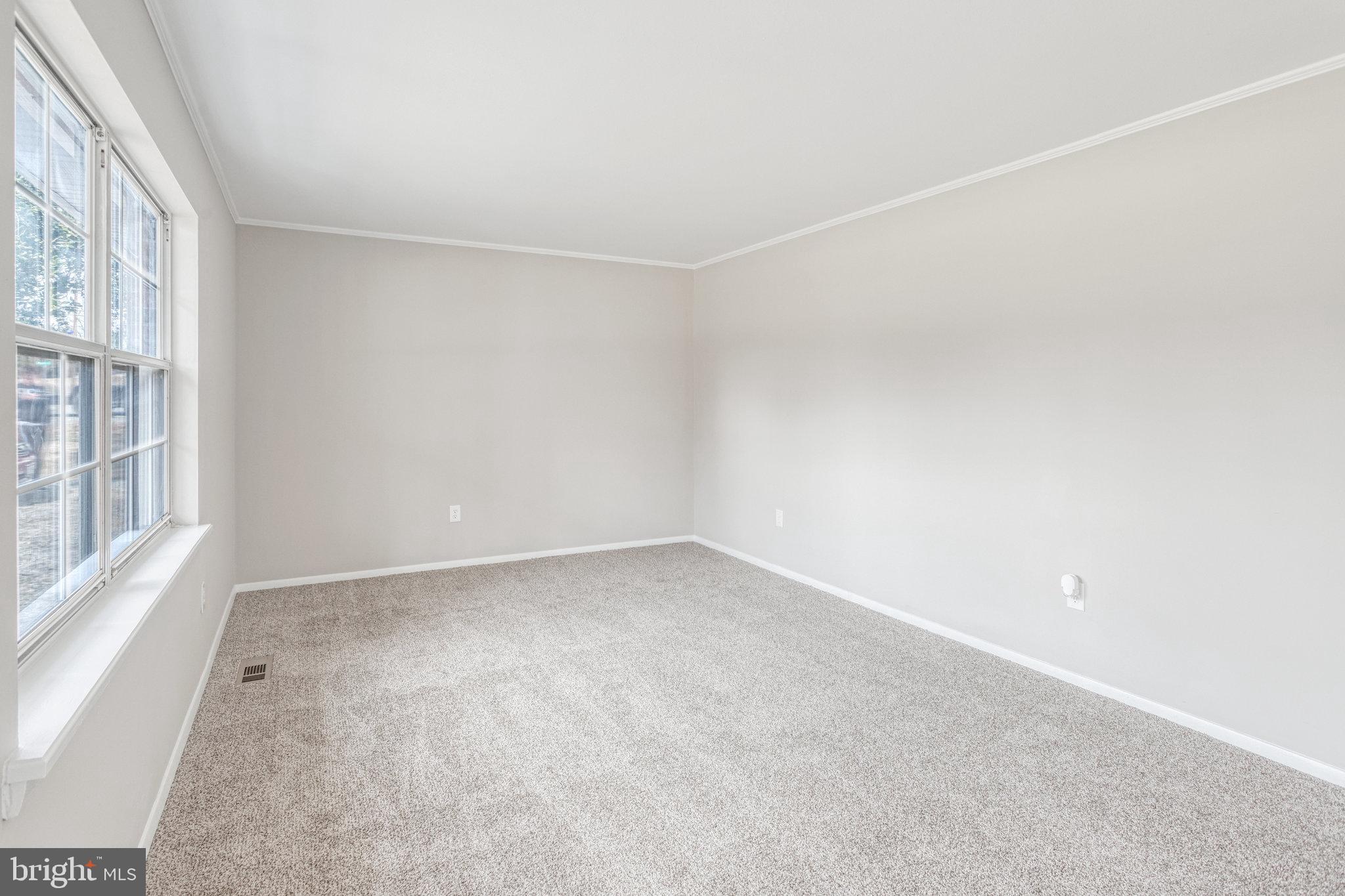 573 Melchers Dr