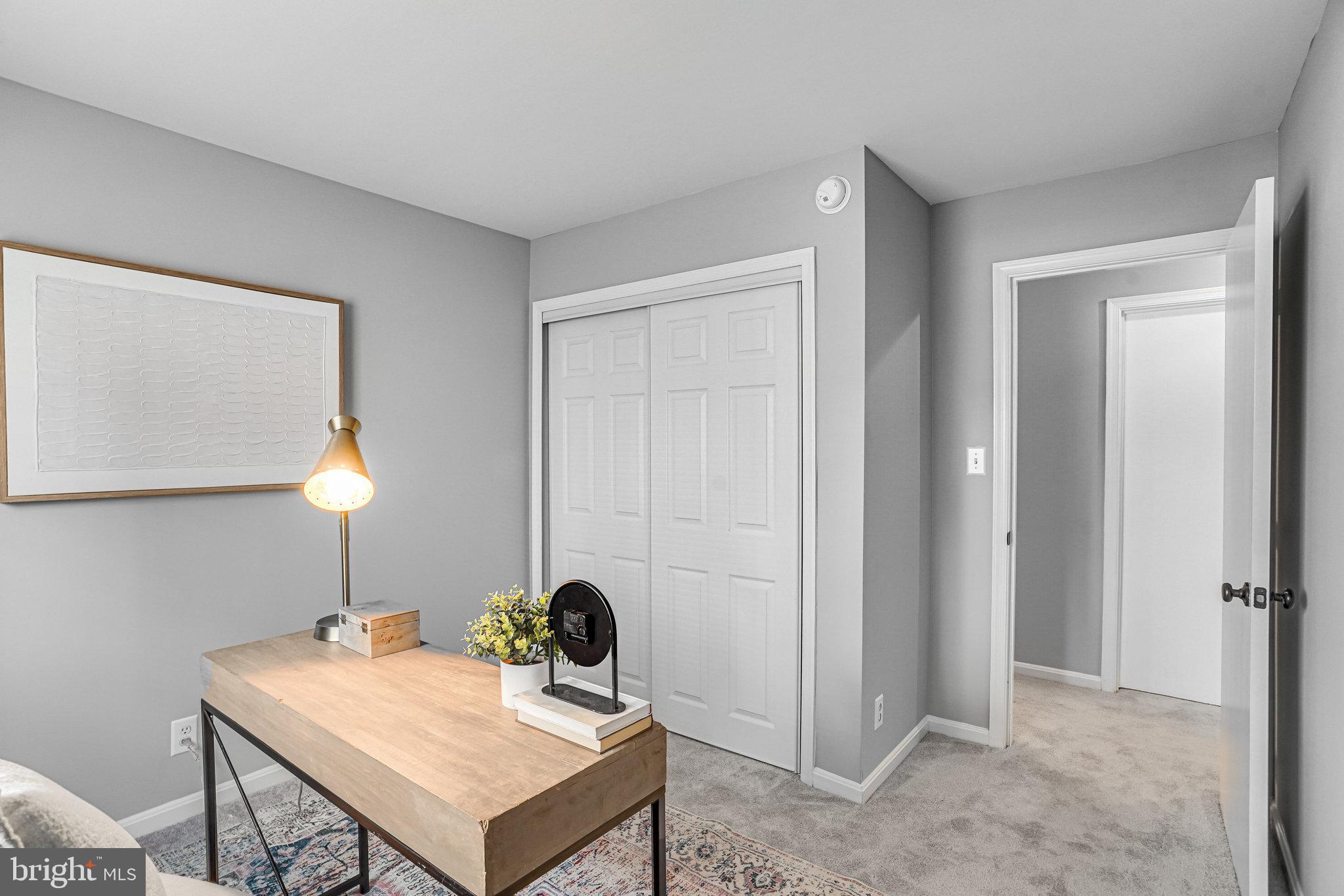 202 GROSVENOR LANE 71