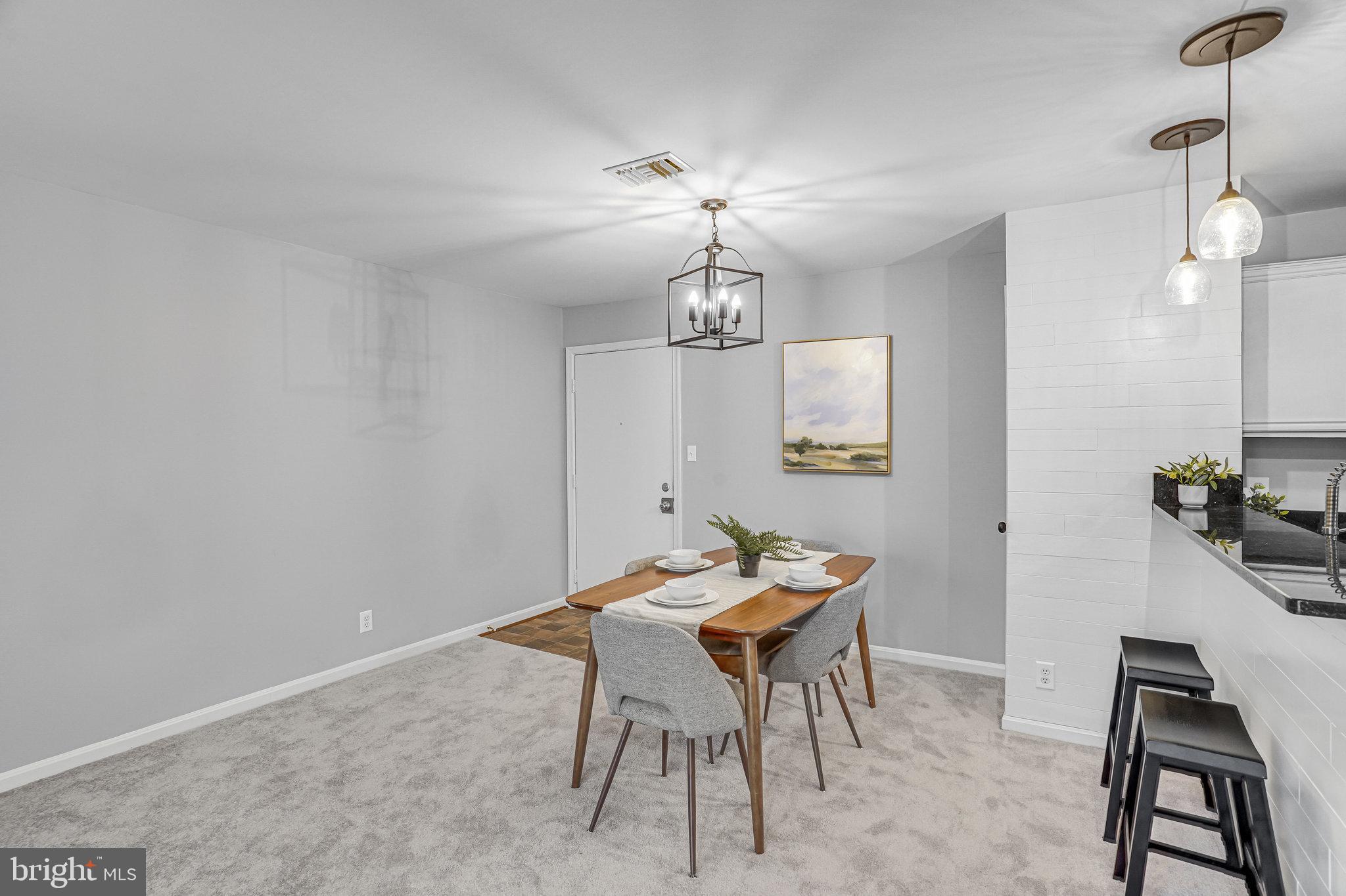 202 GROSVENOR LANE 71