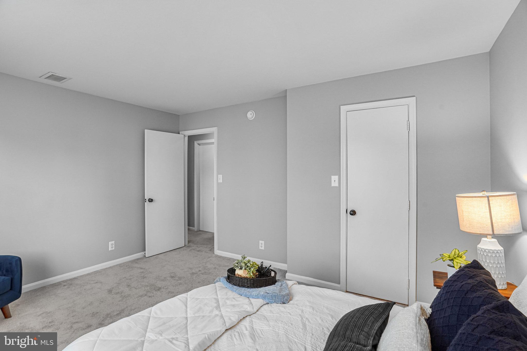 202 GROSVENOR LANE 71