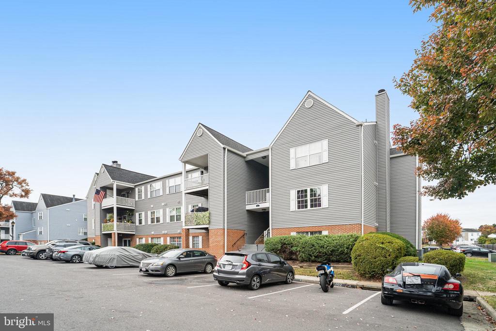 202 GROSVENOR LANE 71