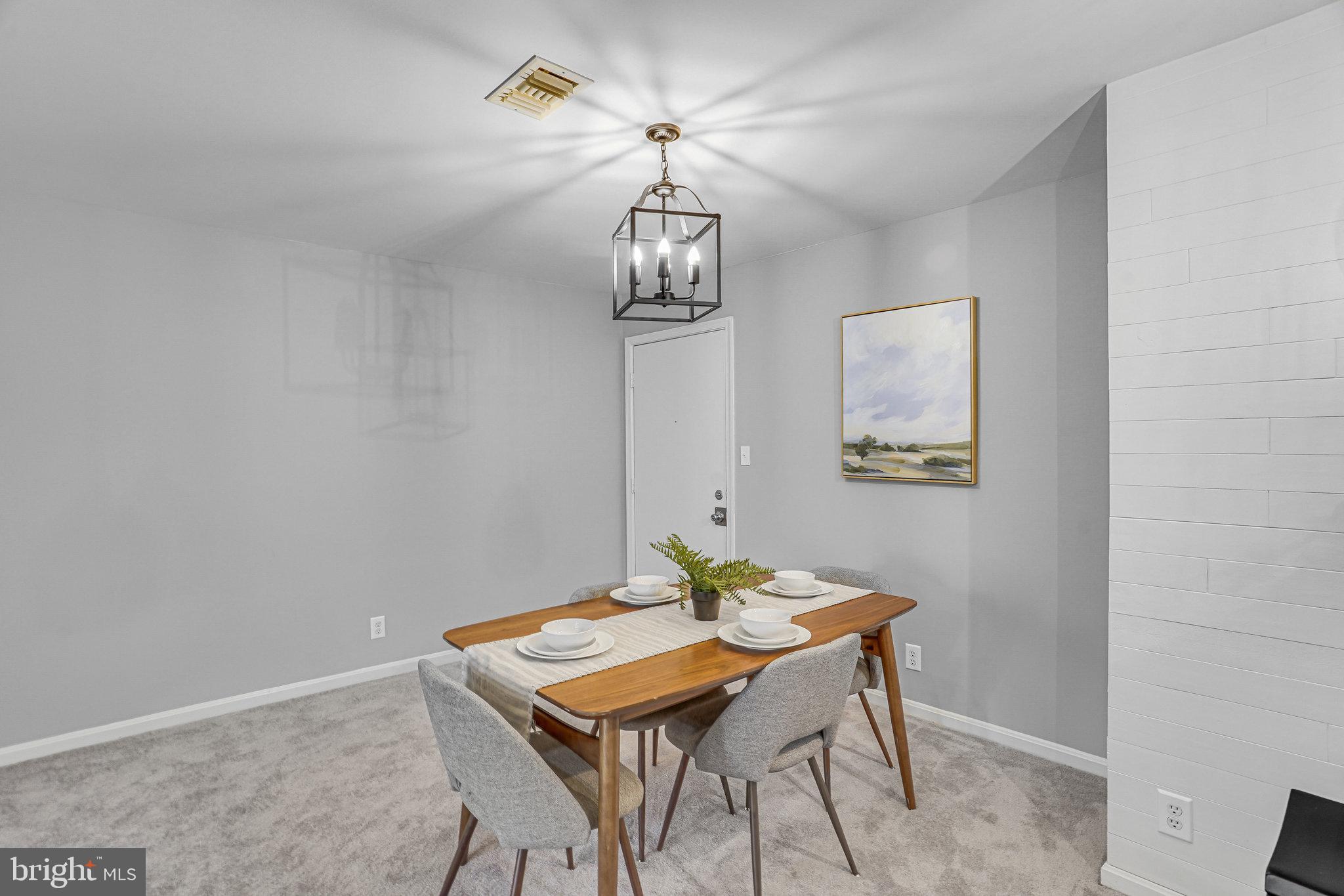 202 GROSVENOR LANE 71