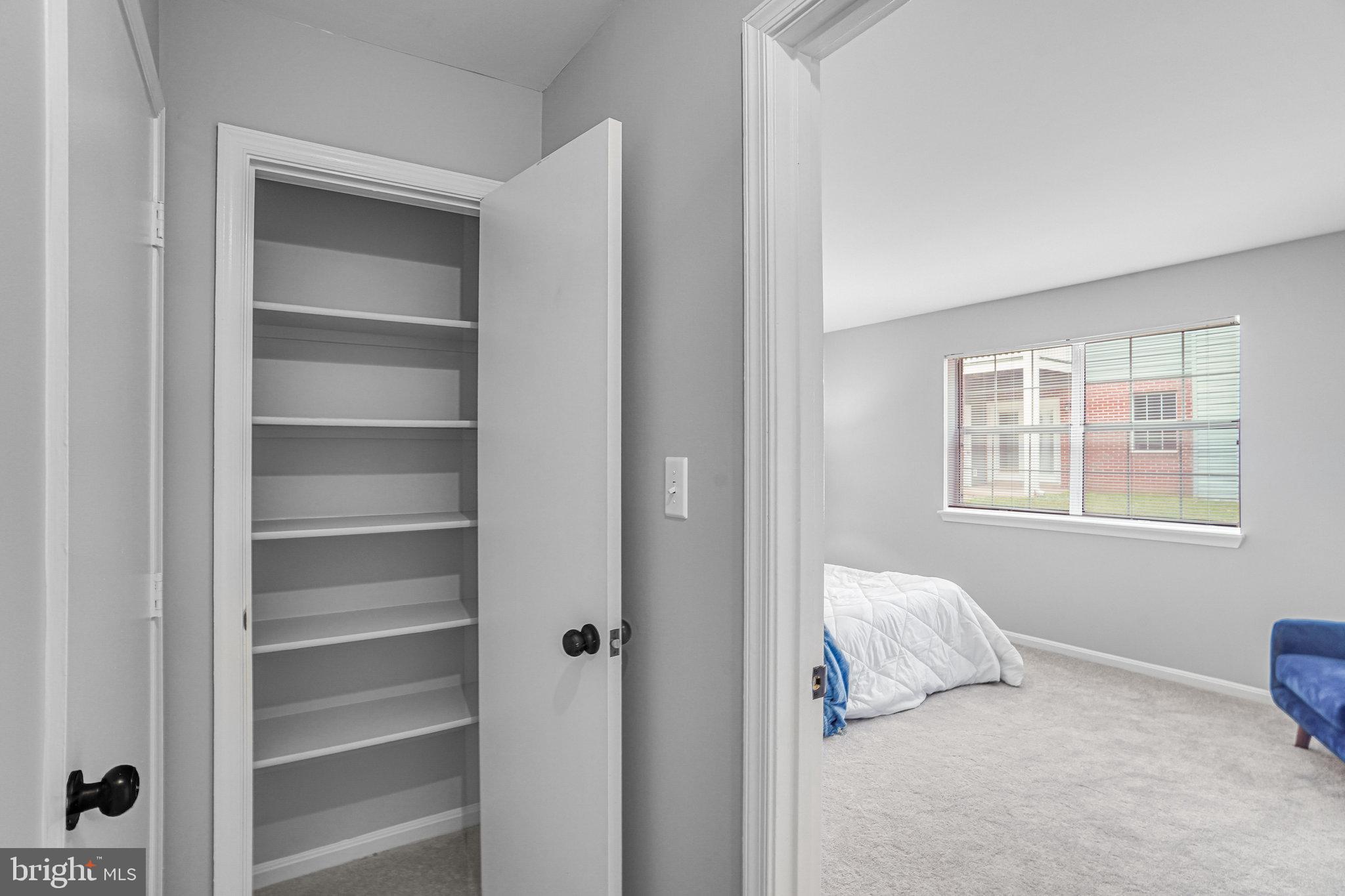 202 GROSVENOR LANE 71