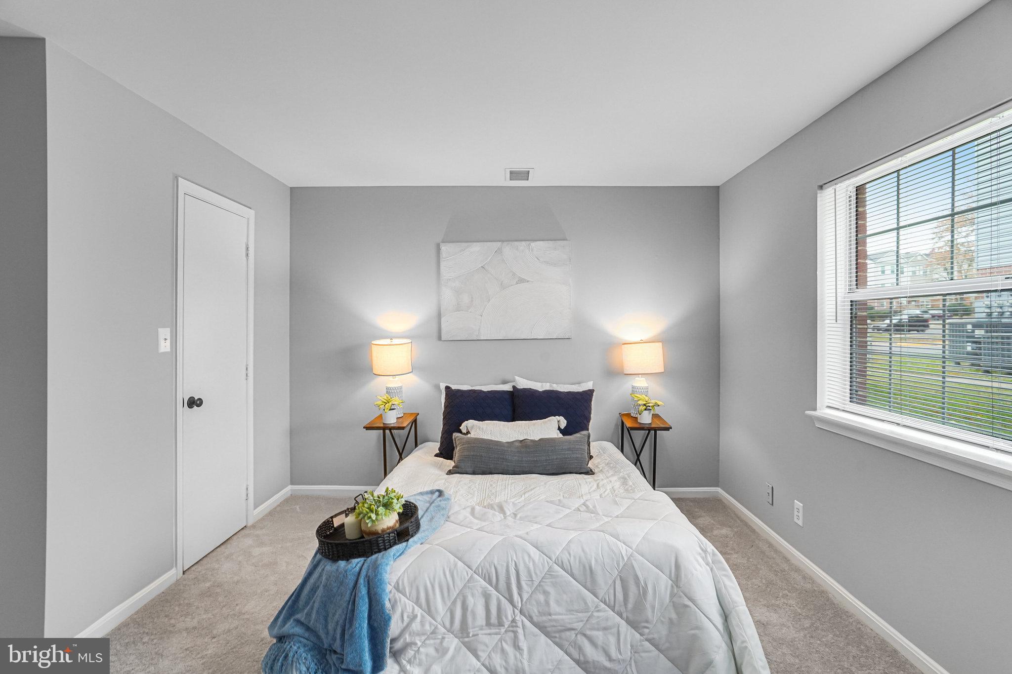 202 GROSVENOR LANE 71