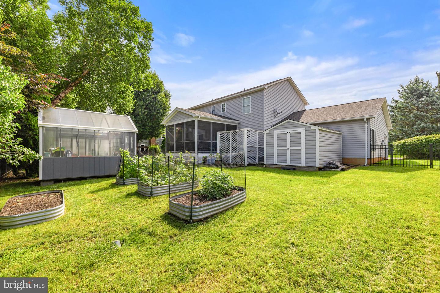 2623 Middle Rd