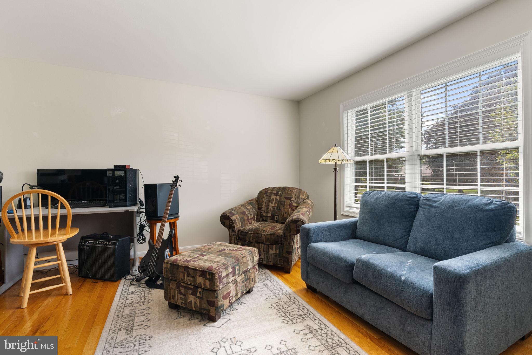 2623 Middle Rd