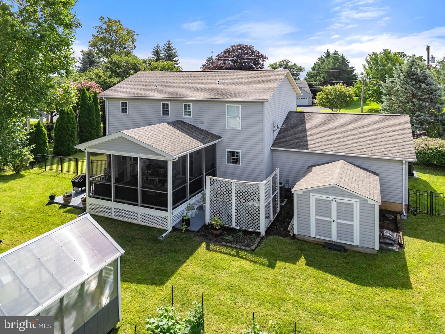 2623 Middle Rd