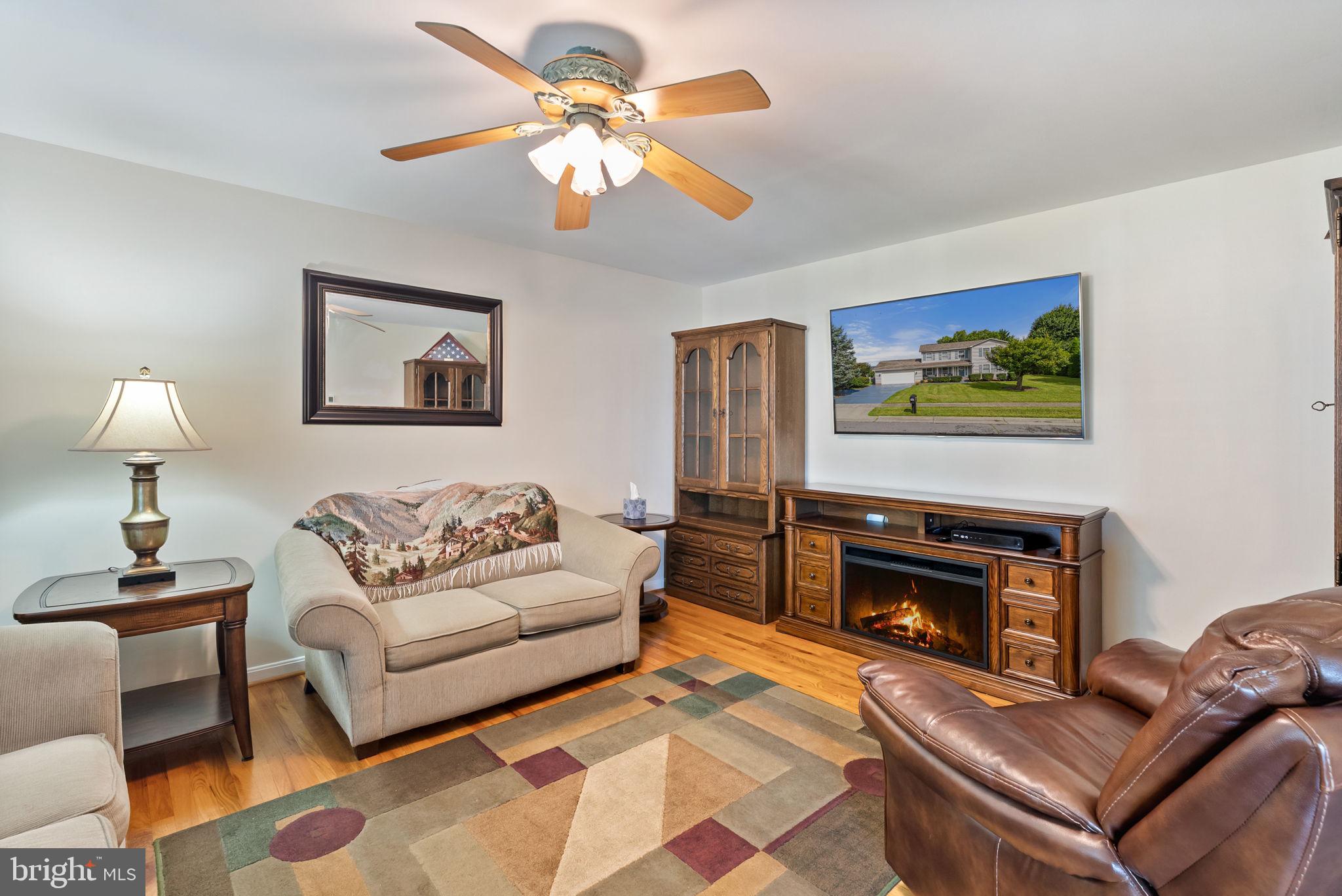 2623 Middle Rd