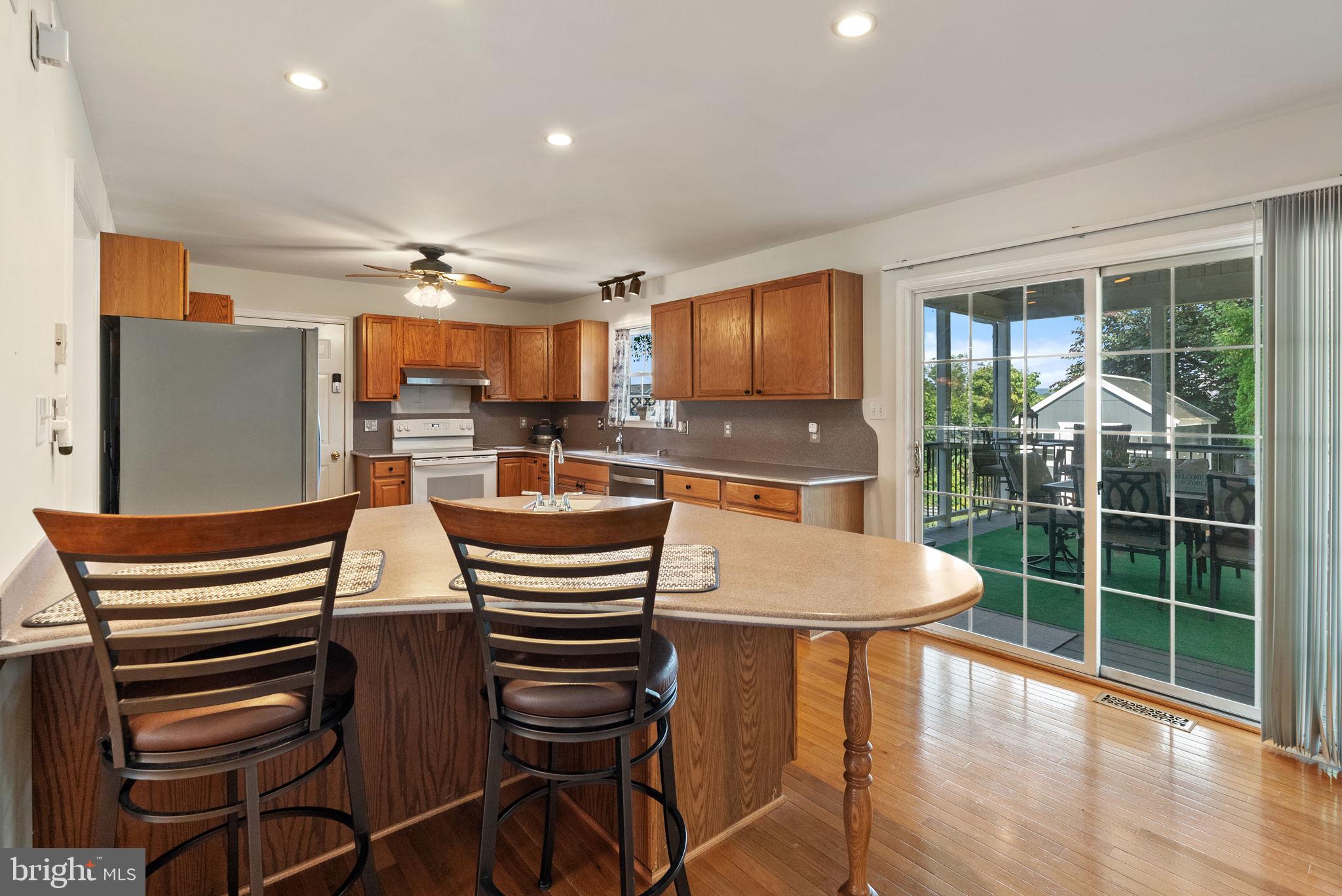2623 Middle Rd