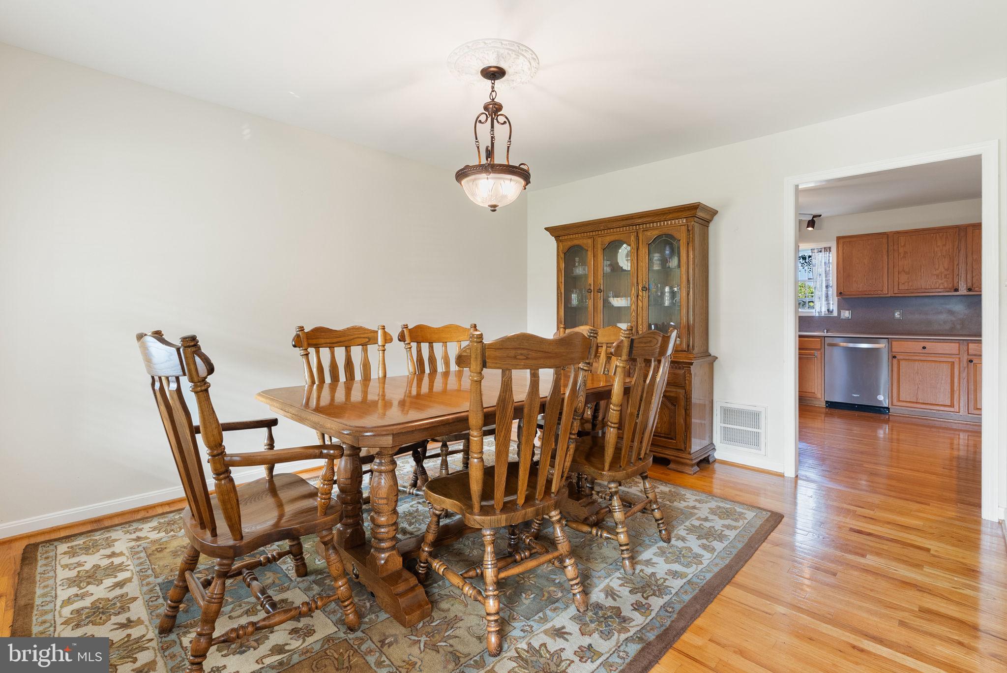 2623 Middle Rd