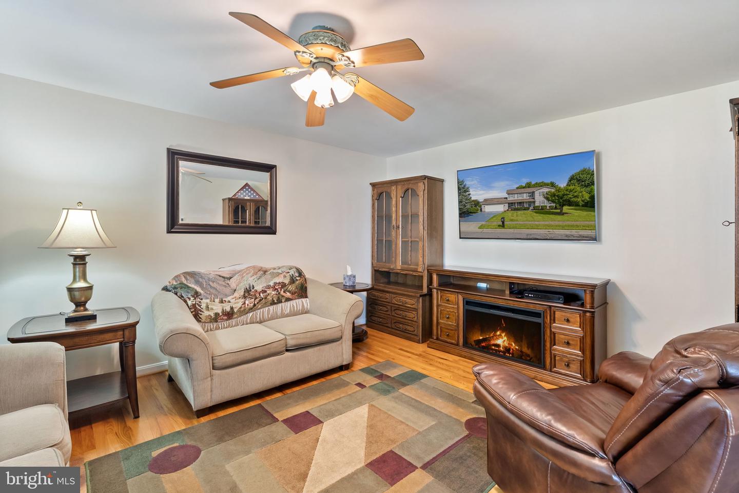 2623 Middle Rd