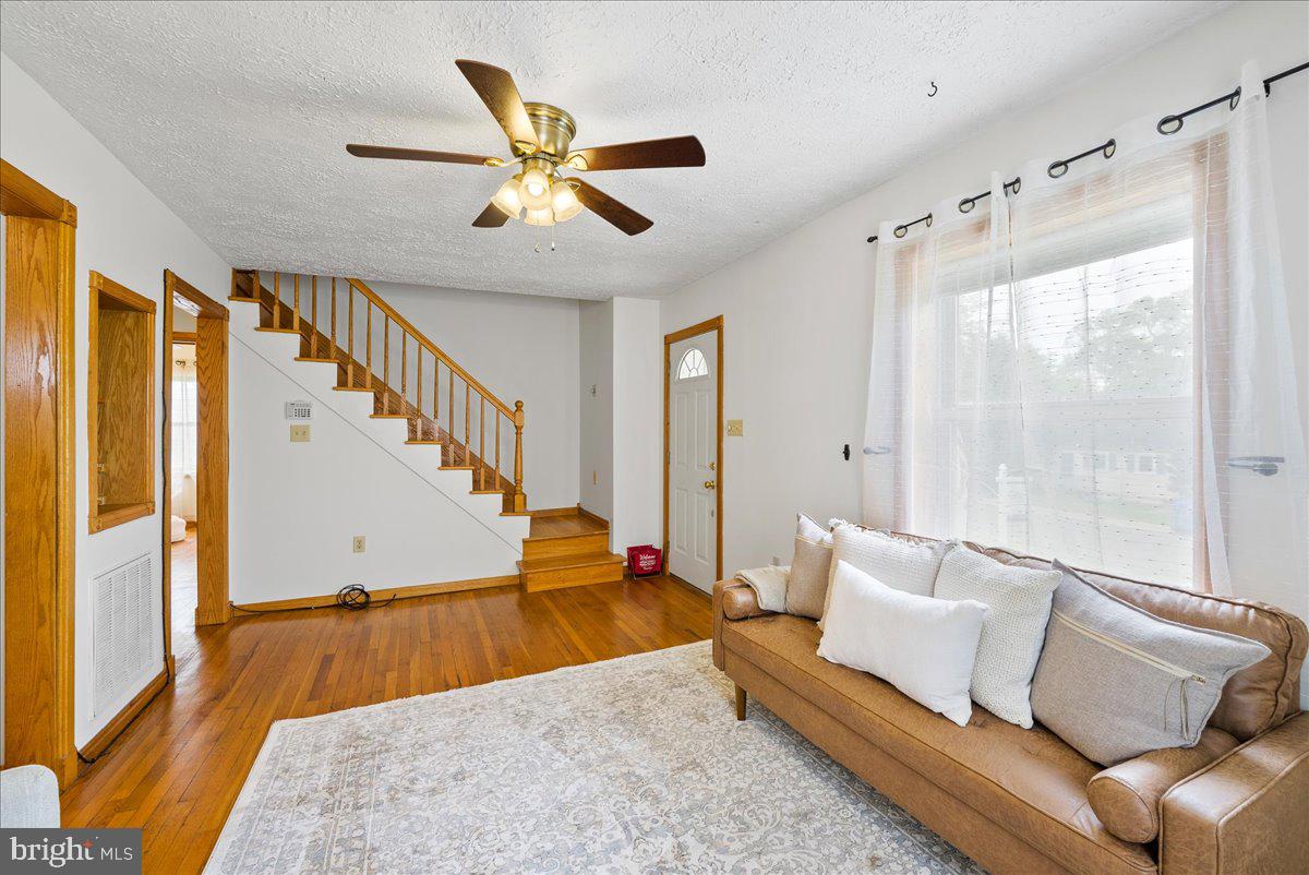 427 Duncan Ave